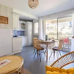 Montaigu By Interhome 아파트 꺄부흐