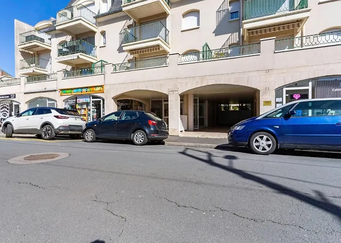 Montaigu By Interhome