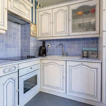 Montaigu By Interhome